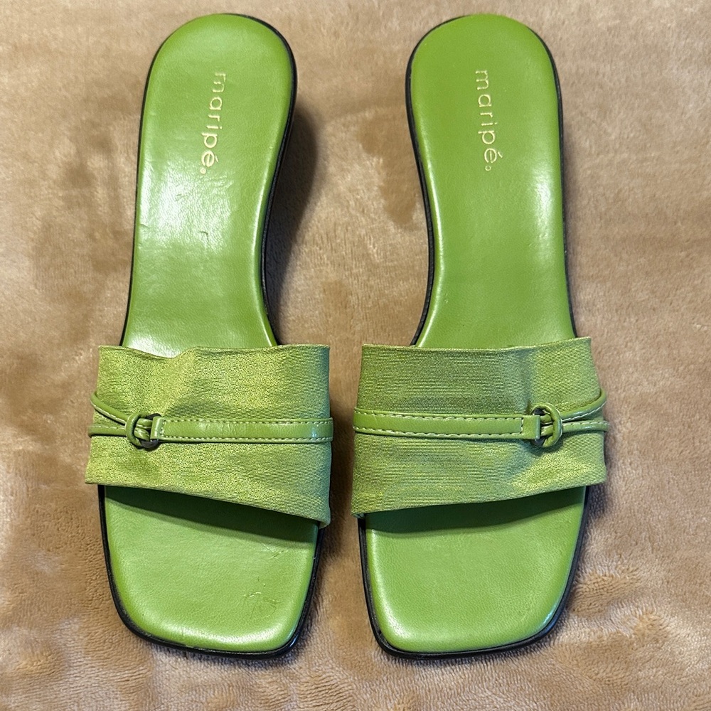 Maripe Green Slide Sandals